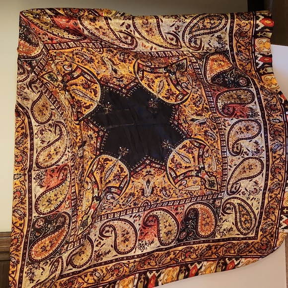 Paisley Scarf 40" square - Picture 1 of 2